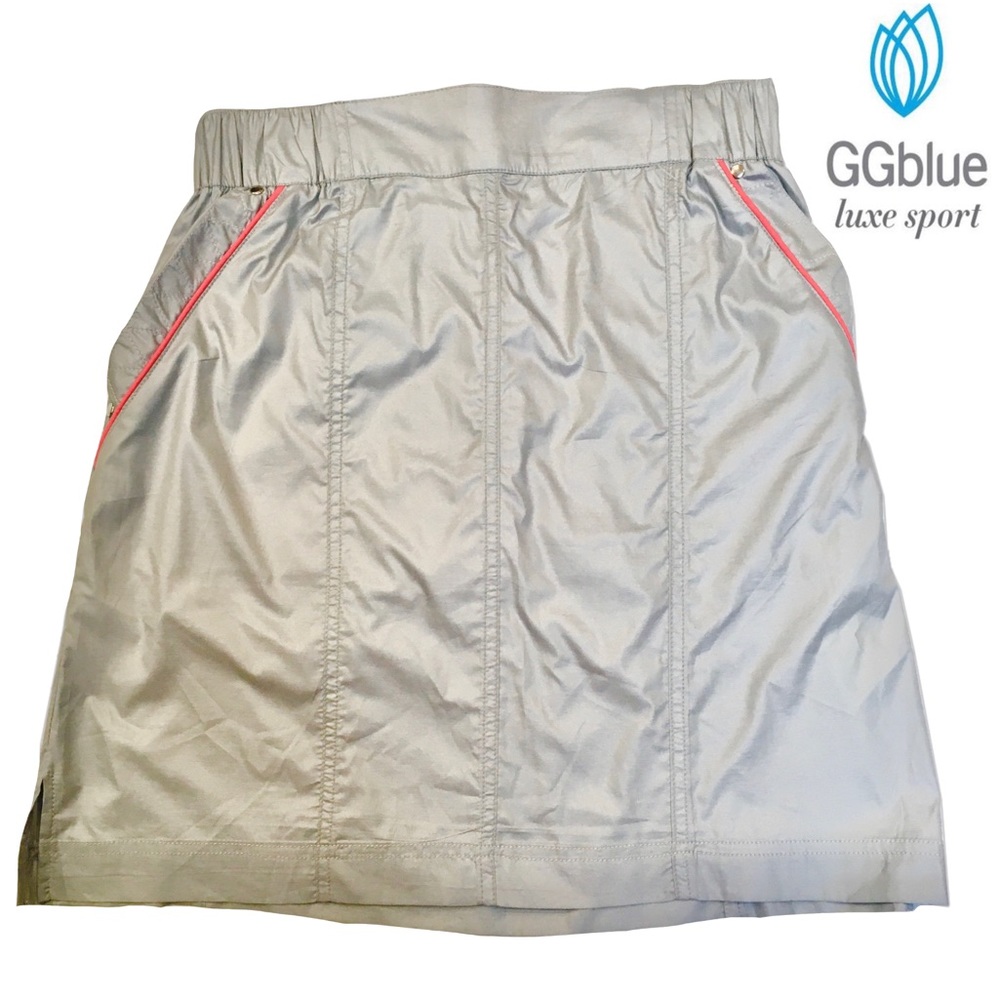 GGBlue Performance Golf Skort, Pull-on Featherweight Grey, Red Piping, Small NWT